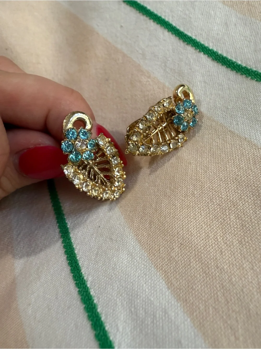 1960s Rhinestone Old Hollywood Glam Earrings Palm Leaf Clip-on Earrings